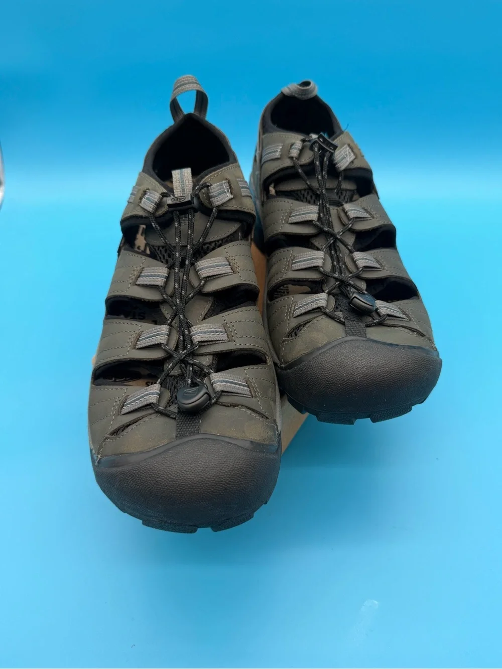 Keen durable closed